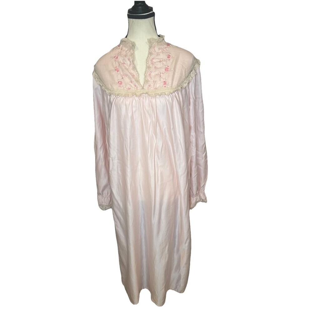 VTG Barbizon PINK Long Sleeve Embroidered Flowers Lace Nightgown Sz M‎ Grandma